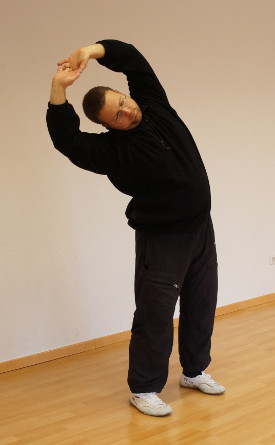 acht-brokate-baduanjin-qigong-03-daniel-roga-2014